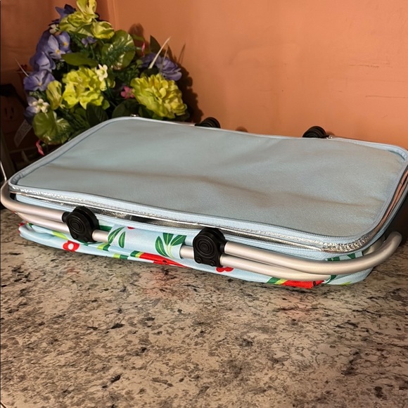 Tupperware Blue Picnic Basket with Watermelon Design - Picture 4 of 8